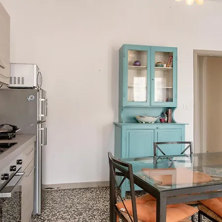 De Rolandis Apartamento Asti