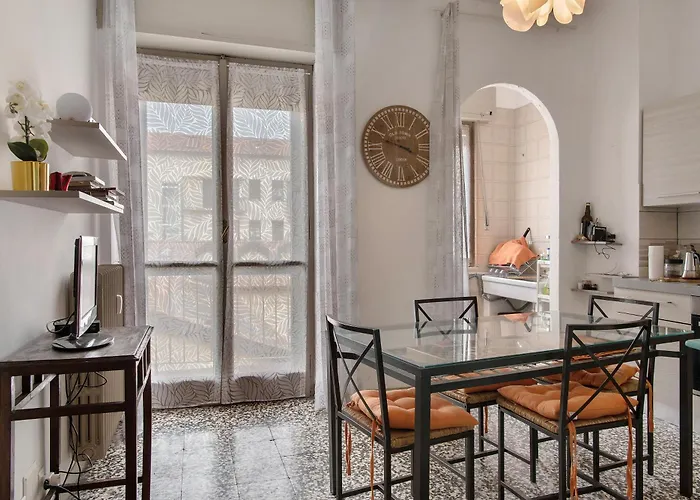 De Rolandis Apartamento Asti